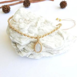 Collar Piedra Labradorita Blanca - Casa Mannaz Tienda esotérica