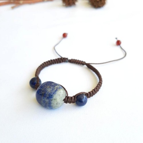 Pulsera de Lapislázuli en Macramé - Imagen 2
