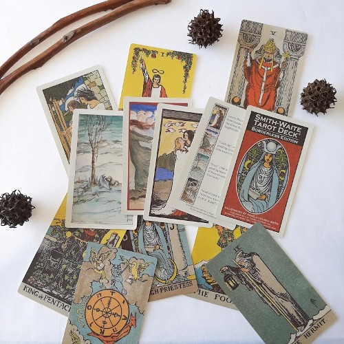 Tarot Rider Waite Sin Bordes - Imagen 4
